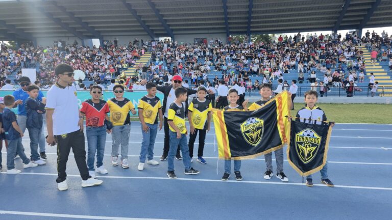 Los Traviesos van por la semifinal en Copa Claro Sub-13